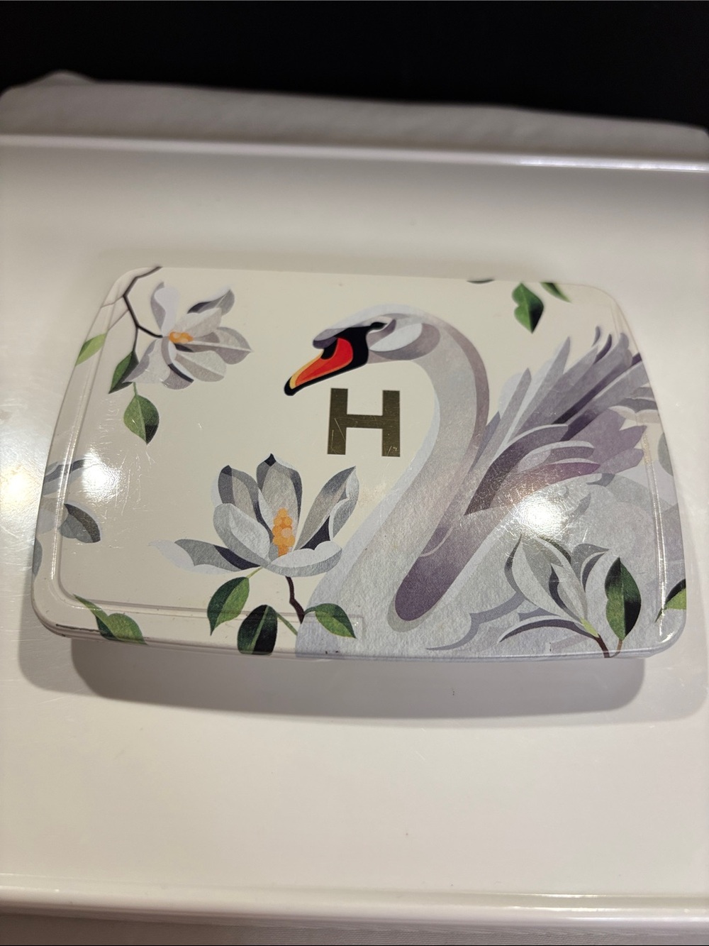 Hourglass Ambient Lighting Edit Unlocked- Swan🦢